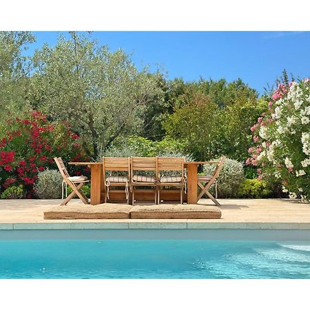 Les Jardins De Sitaara Bed and Breakfast Cucuron Buitenkant foto